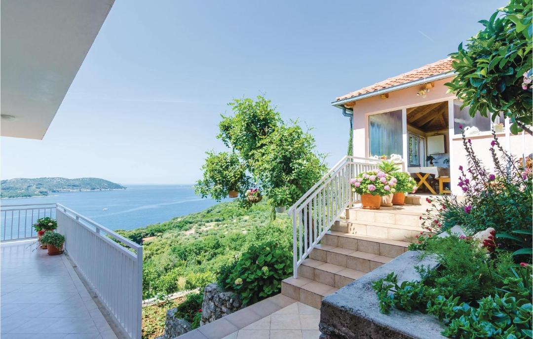 Photo of Patio Balcony in Orasac