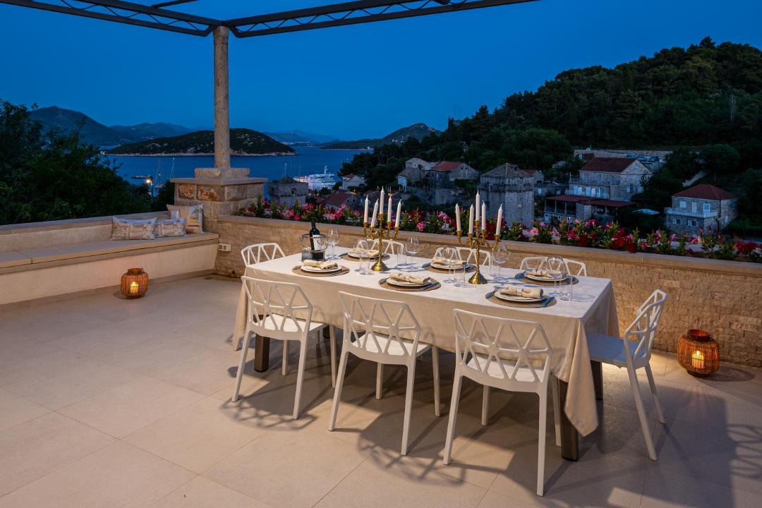 Photo of Patio Balcony in Sudurad