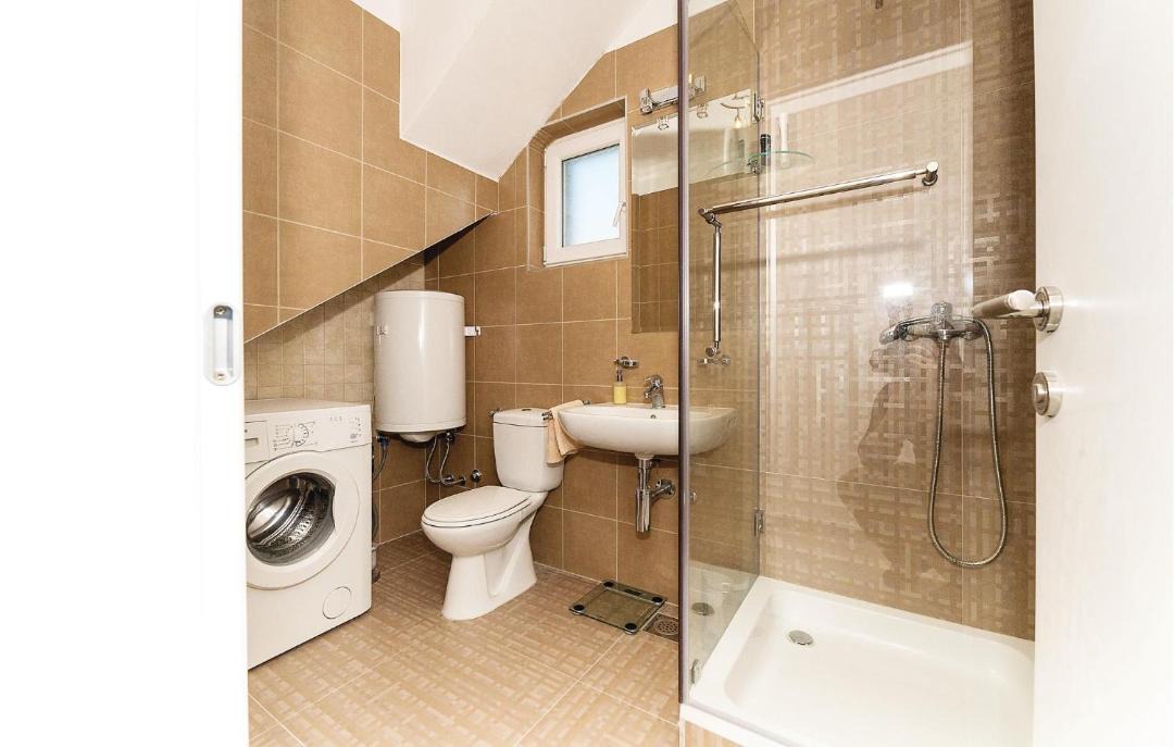 Photo of Bathroom in Miskovici