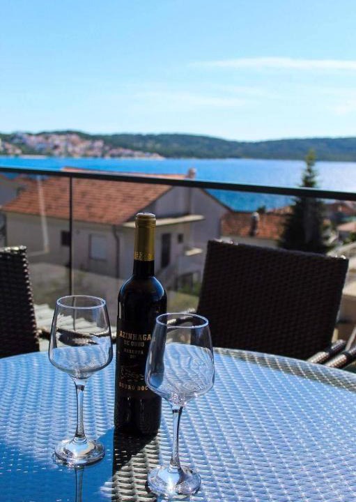 Photo of Patio Balcony in Okrug Gornji