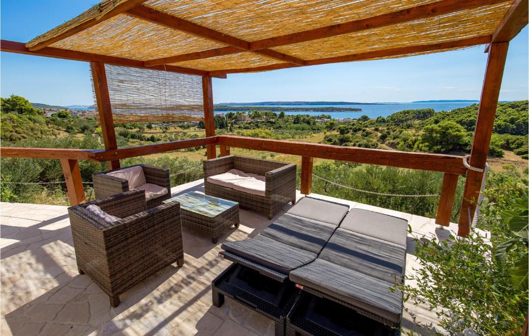 Photo of Patio Balcony in Banjol