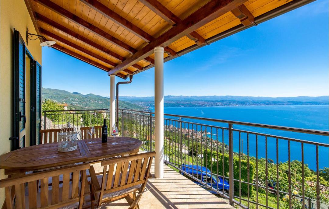Photo of Patio Balcony in Tulisevica