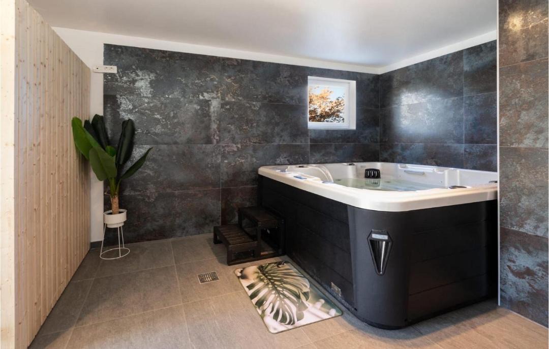 Photo of Bathroom in Velim