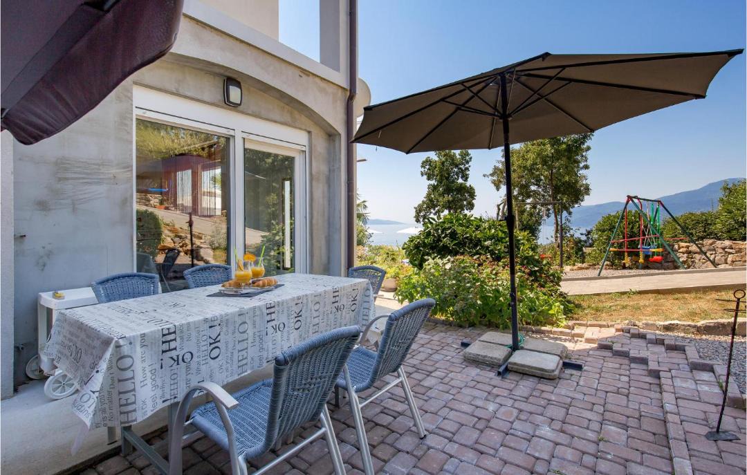 Photo of Patio Balcony in Rubesi