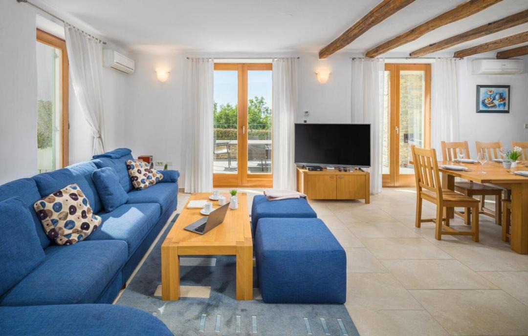 Photo of Livingroom in Baredine