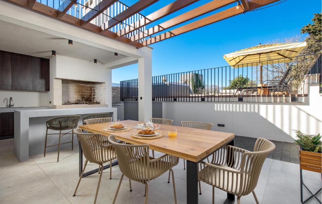 Photo of Patio Balcony in Dol