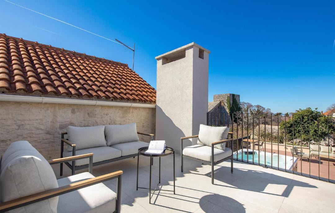 Photo of Patio Balcony in Dol