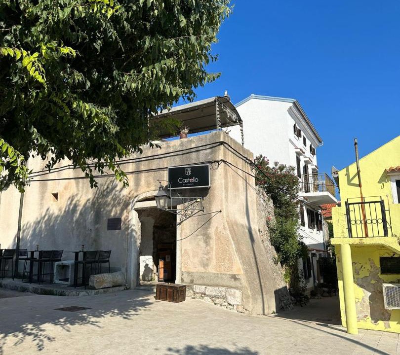 Photo of Buildings in Martinscica