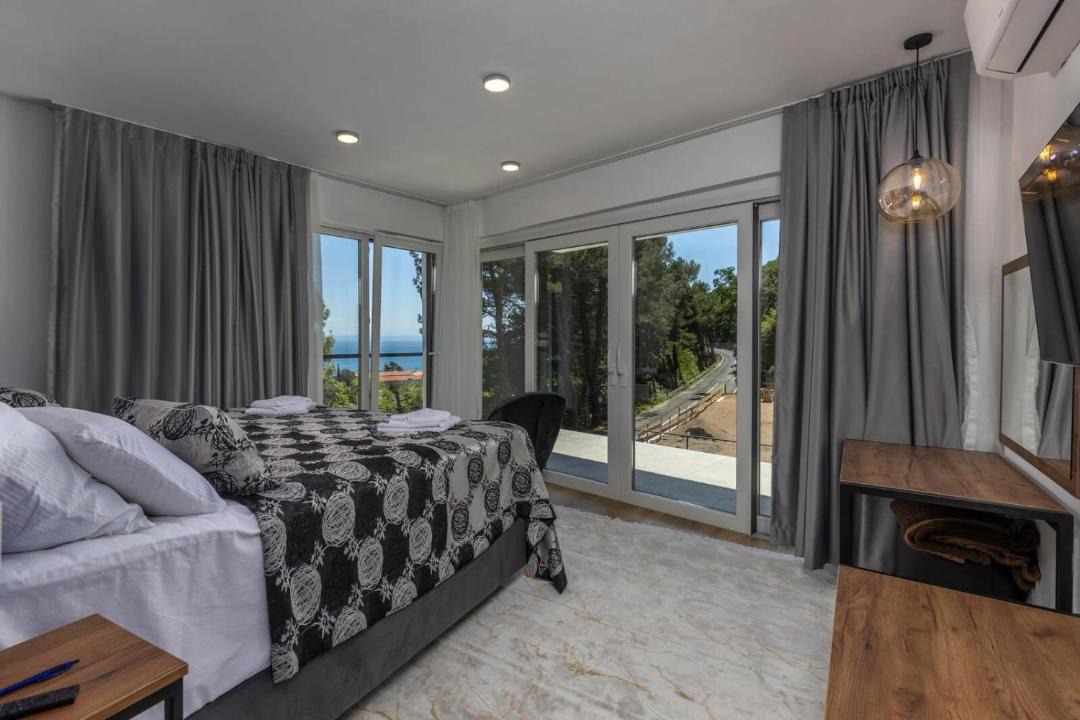 Photo of Bedroom in Obrs