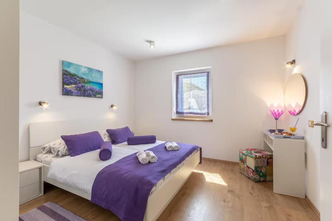 Photo of Bedroom in Bol