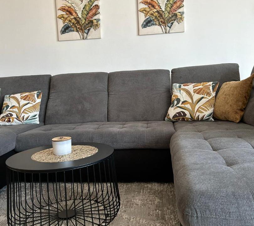 Photo of Livingroom in Cove Parja