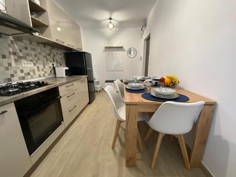 Photo of Kitchen in Lugoj