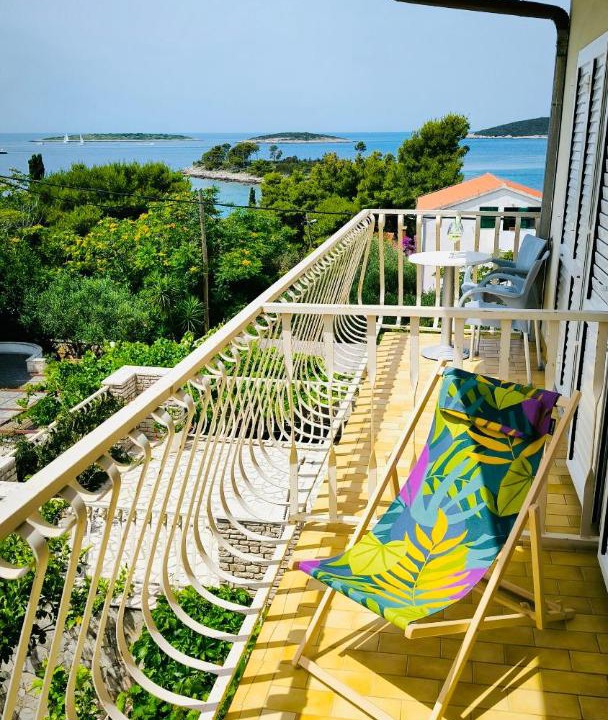 Photo of Patio Balcony in Maslinica