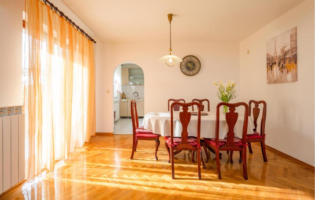 Photo of Livingroom in Rubesi