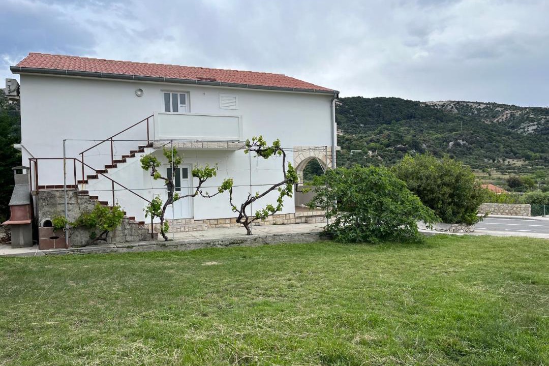 Photo of Others in Mundanije