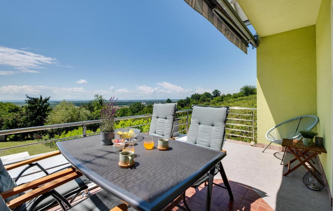 Photo of Patio Balcony in Popovaca
