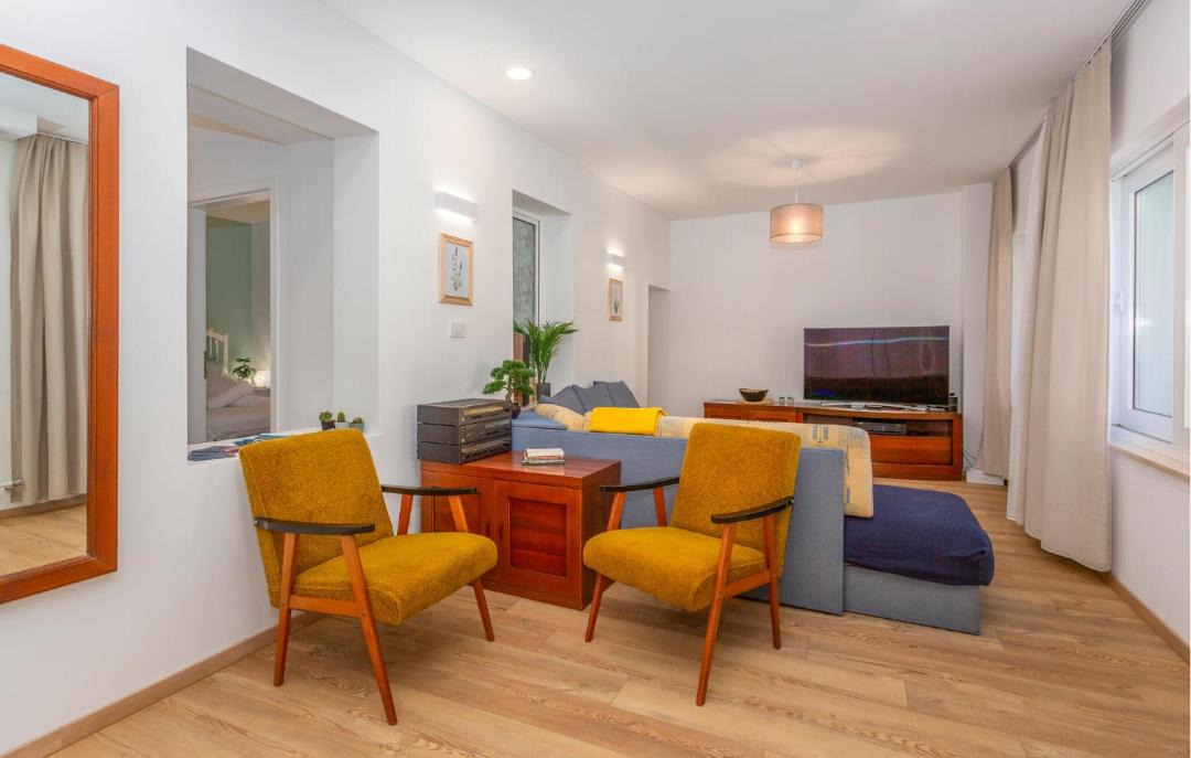 Photo of Livingroom in Sarsoni
