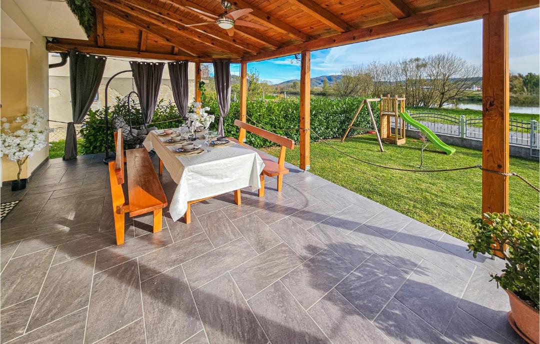 Photo of Patio Balcony in Hrvatska Kostajnica