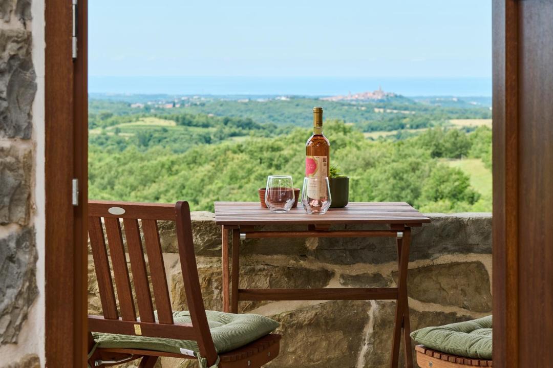Photo of Patio Balcony in Marusici