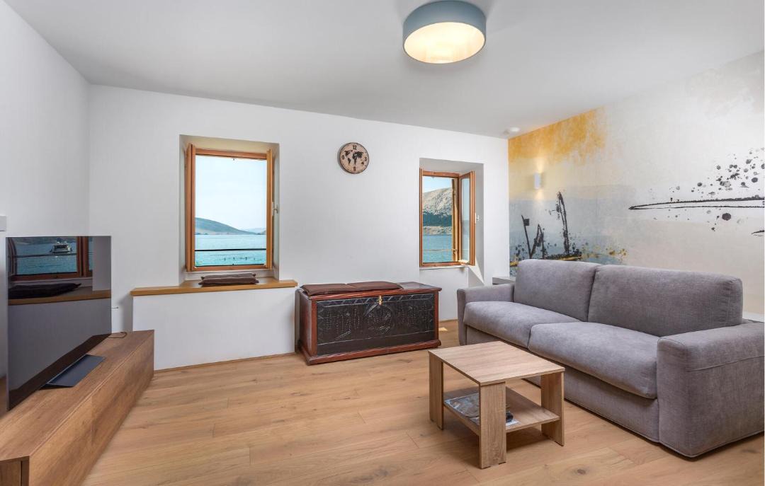 Photo of Others in Baska