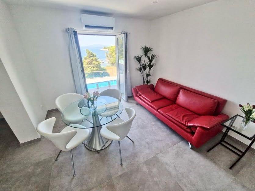 Photo of Livingroom in Suha Punta