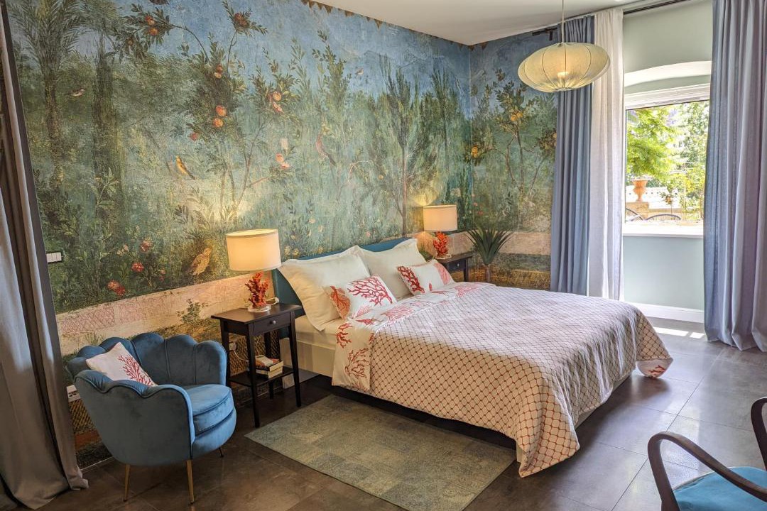 Photo of Bedroom in Pile