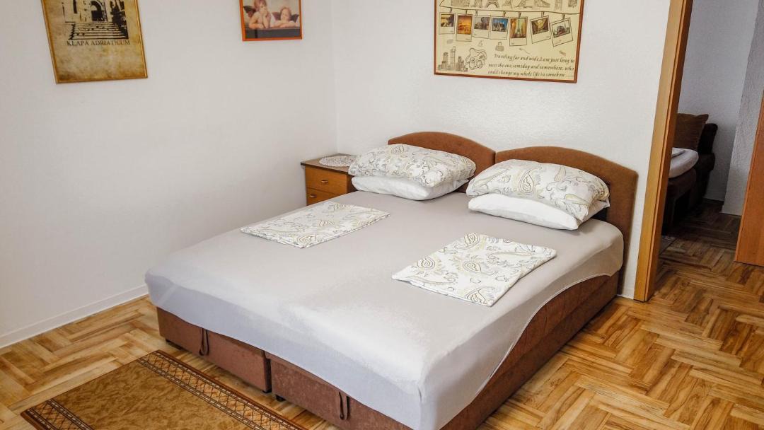 Photo of Bedroom in Plisac