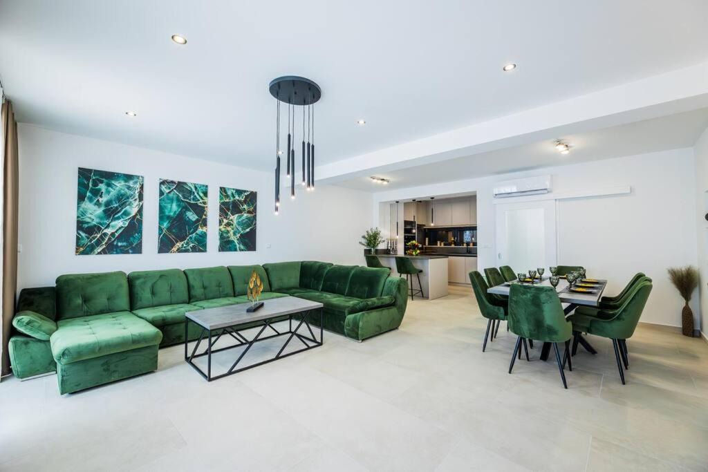 Photo of Livingroom in Rudine