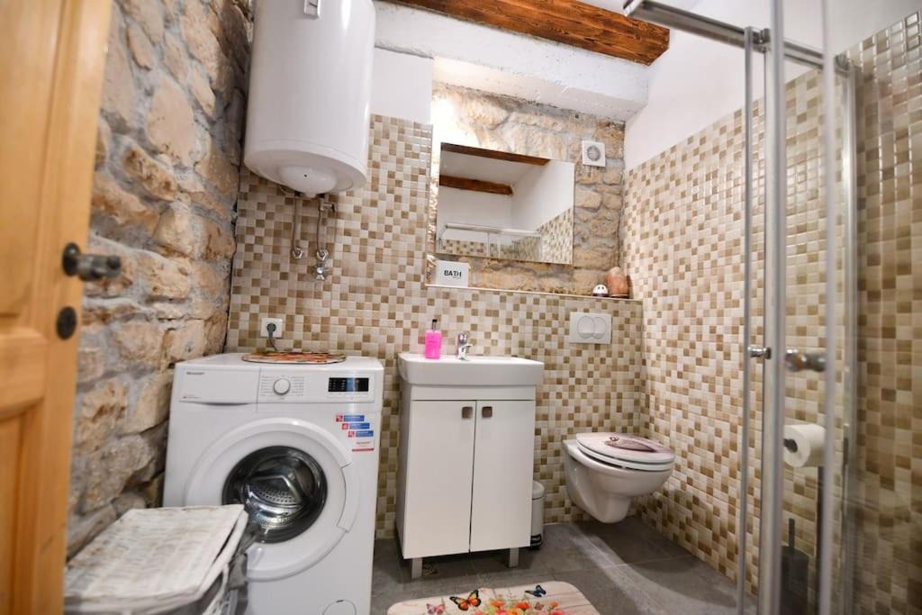 Photo of Bathroom in Citluk