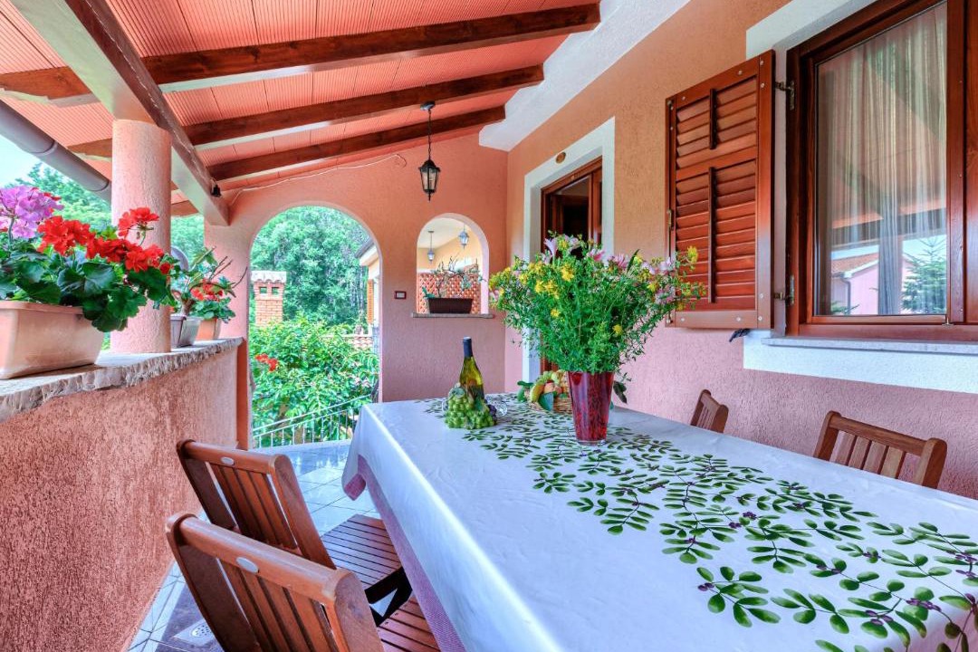 Photo of Patio Balcony in Laginji