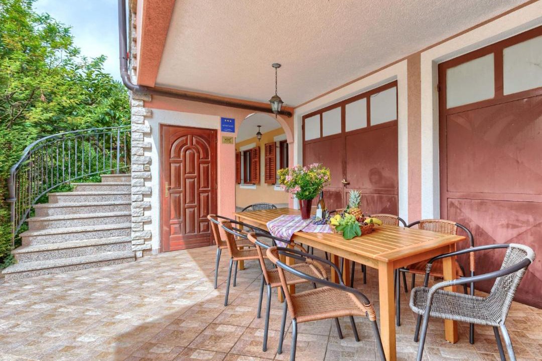 Photo of Patio Balcony in Laginji
