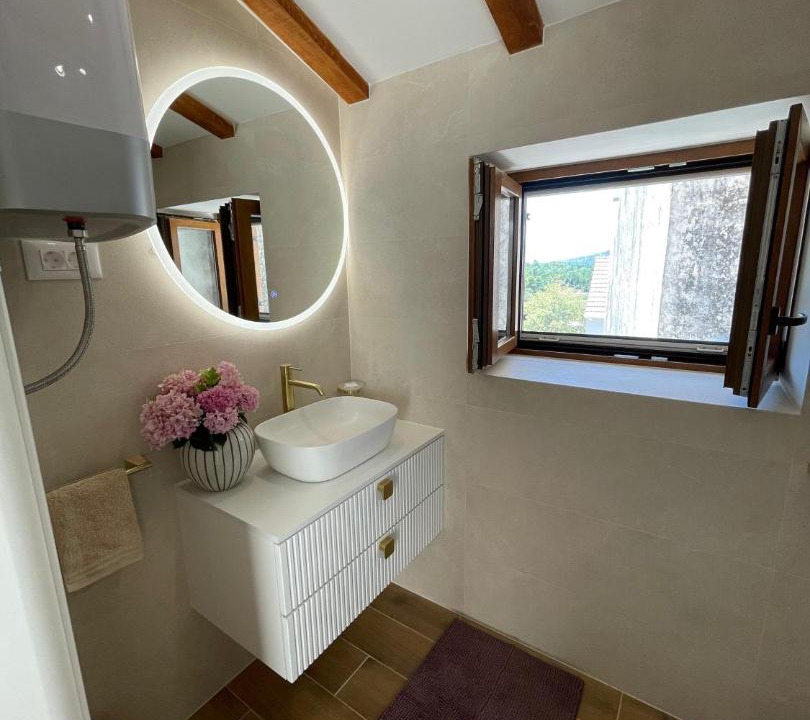 Photo of Bathroom in Kuna Peljeska