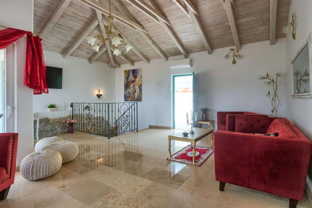 Photo of Livingroom in Buzet