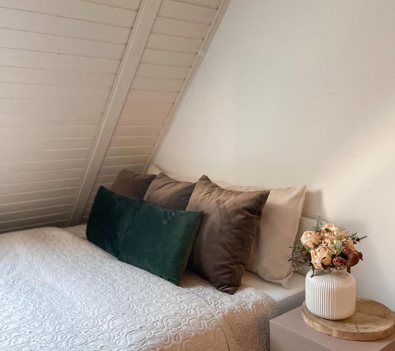 Photo of Bedroom in Lic