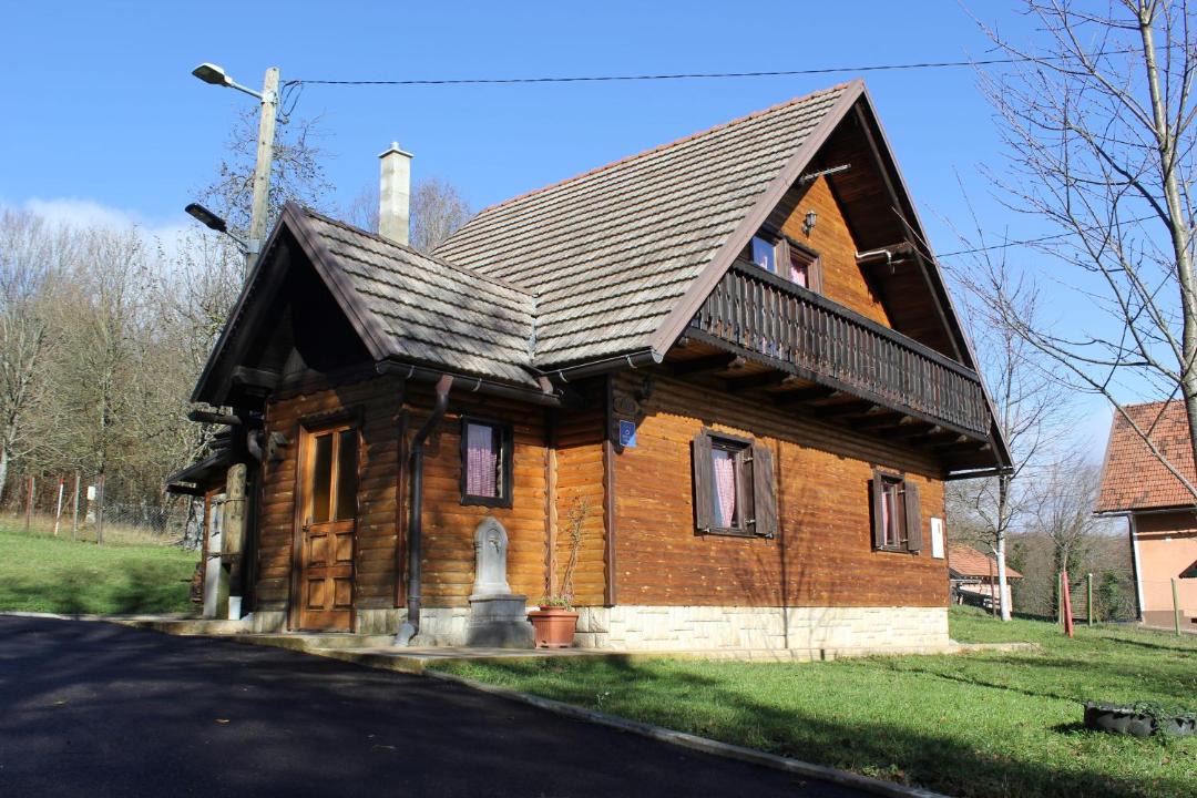 Photo of Buildings in Brinje