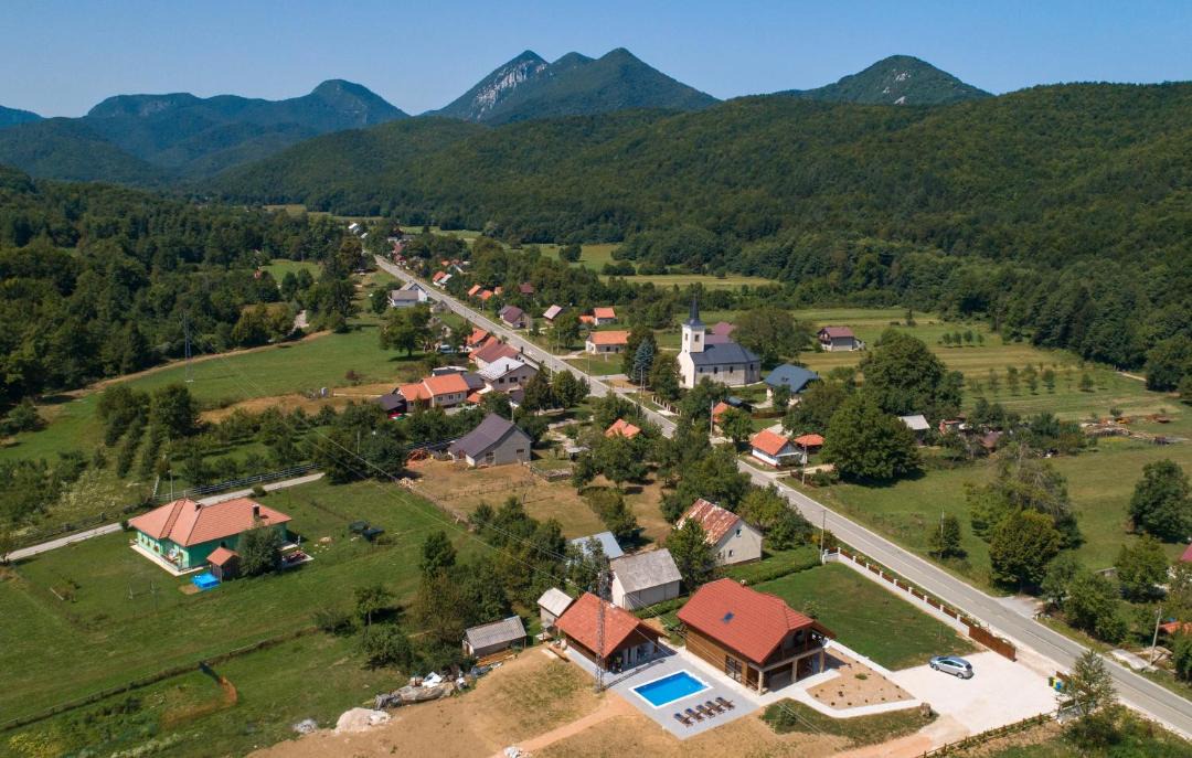 Photo of Others in Brusane