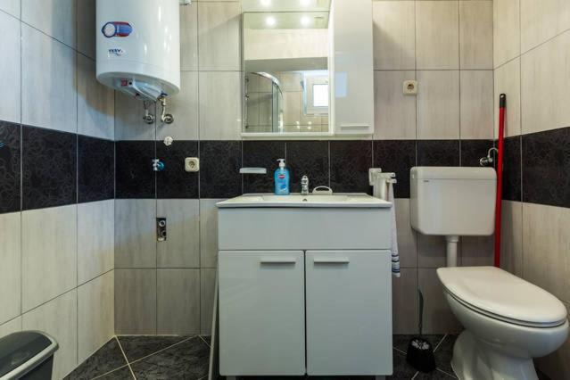Photo of Bathroom in Kukljica