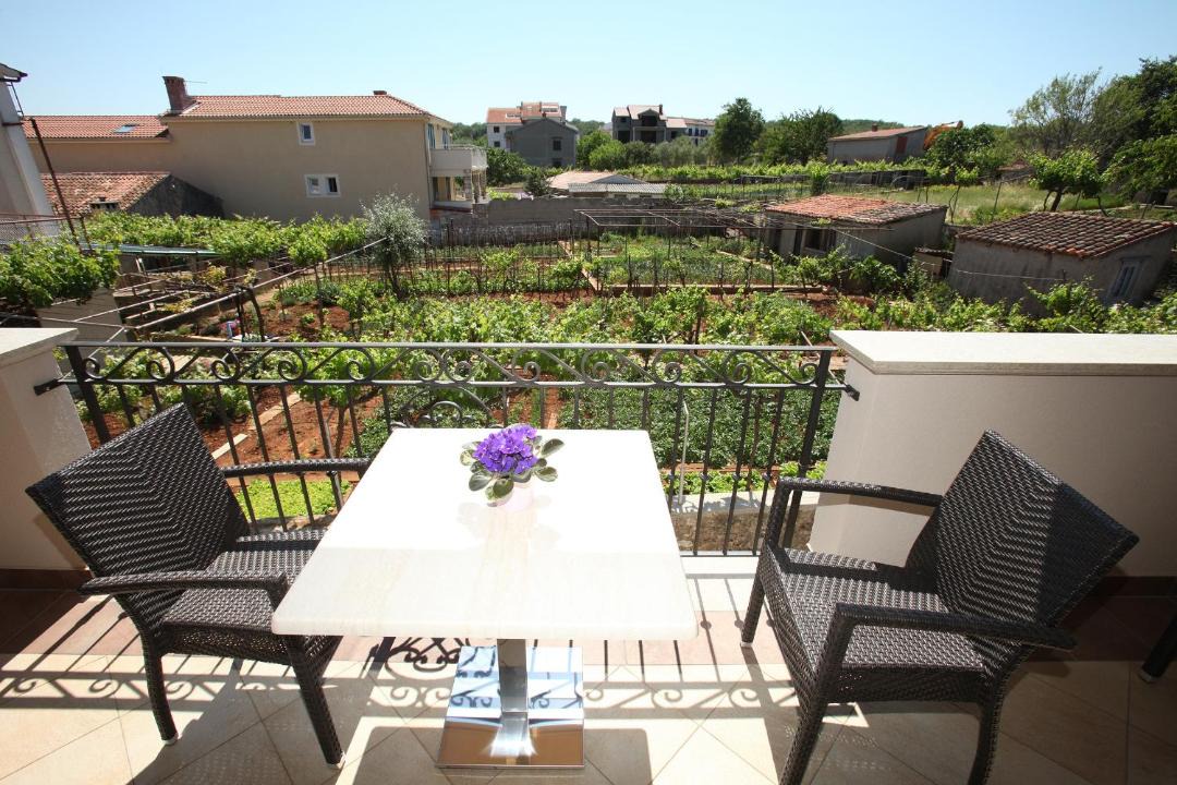 Photo of Patio Balcony in Porat