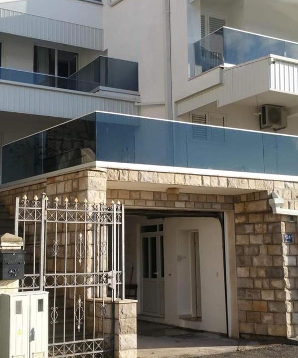Photo of Others in Neum