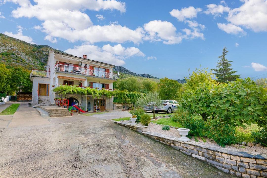 Photo of Others in Tribalj