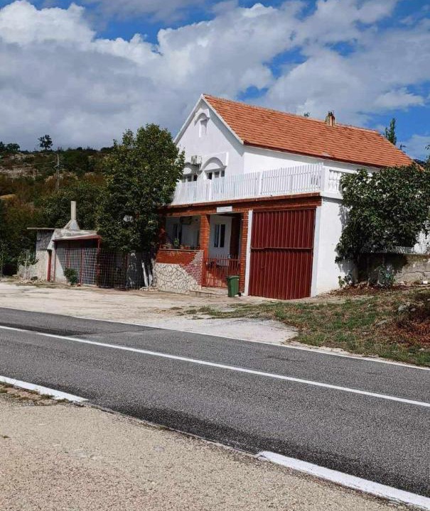 Photo of Others in Obrovac