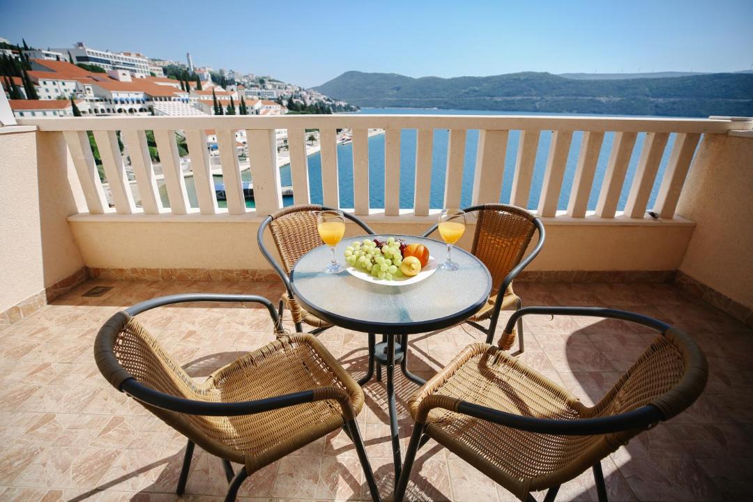 Photo of Others in Neum