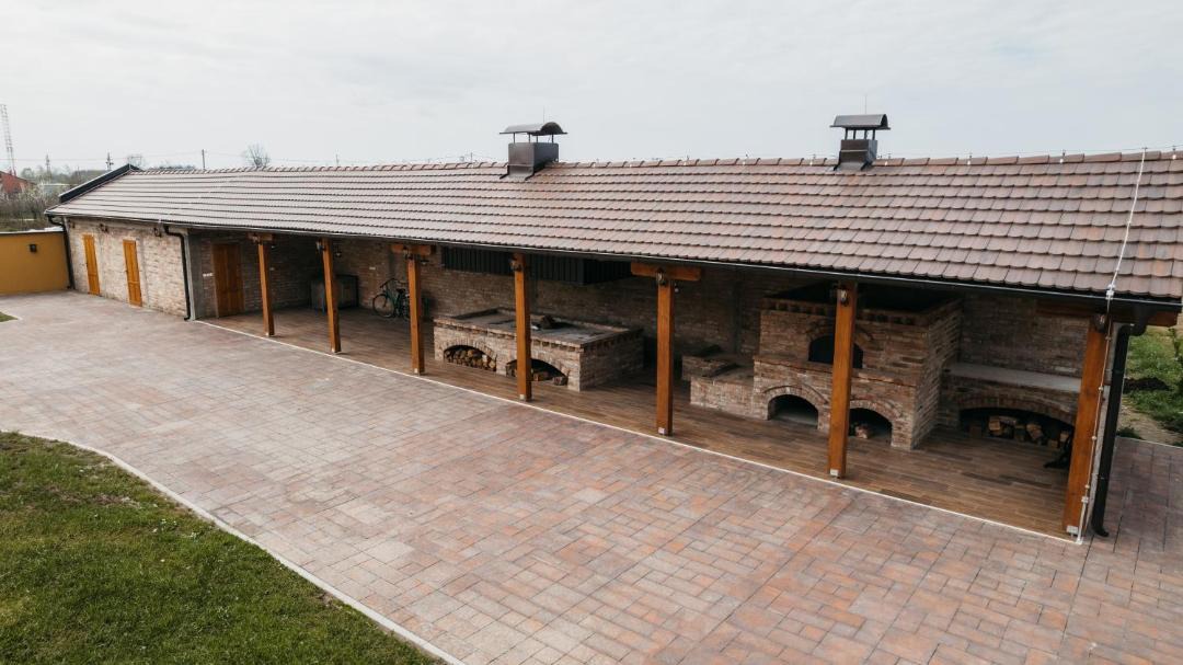 Photo of Buildings in Babina Greda