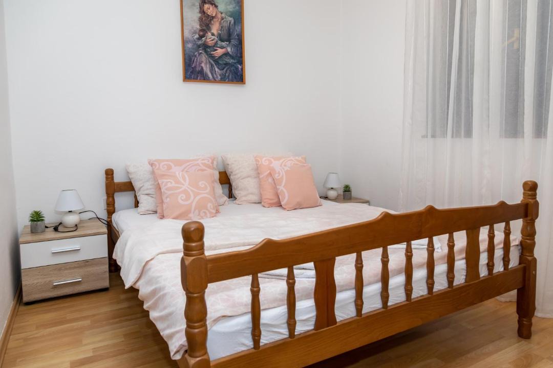 Photo of Others in Vratarusa