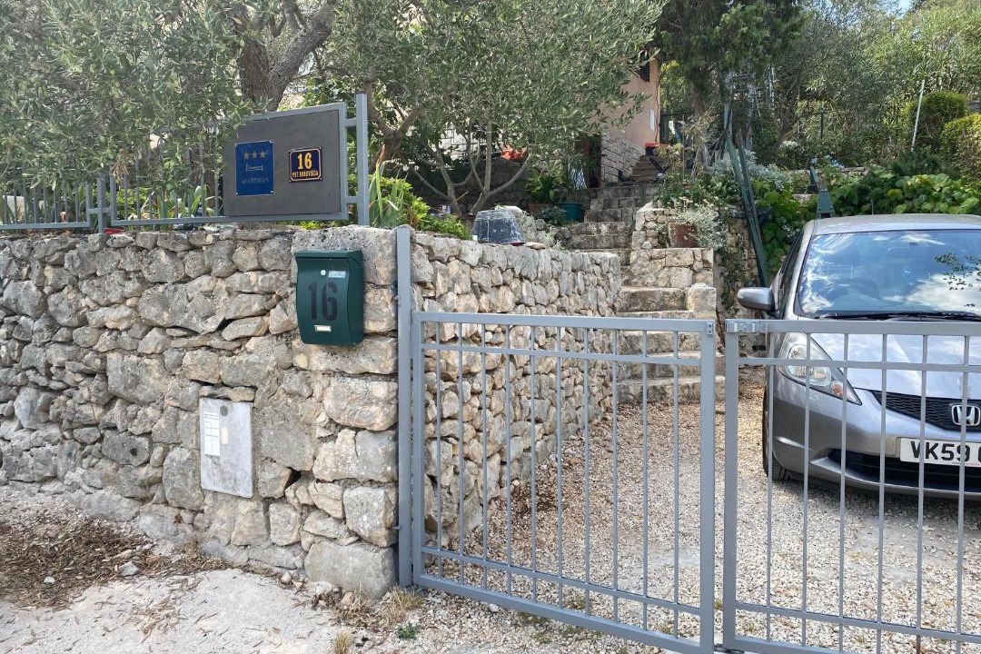 Photo of Others in Bobovisca