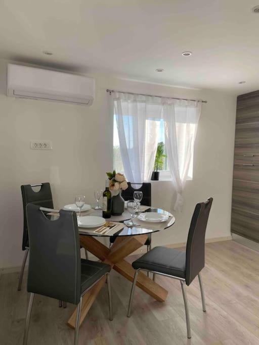 Photo of Livingroom in Bicine