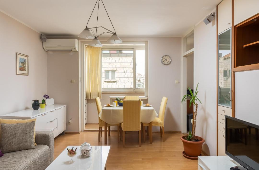 Photo of Others in Gruz