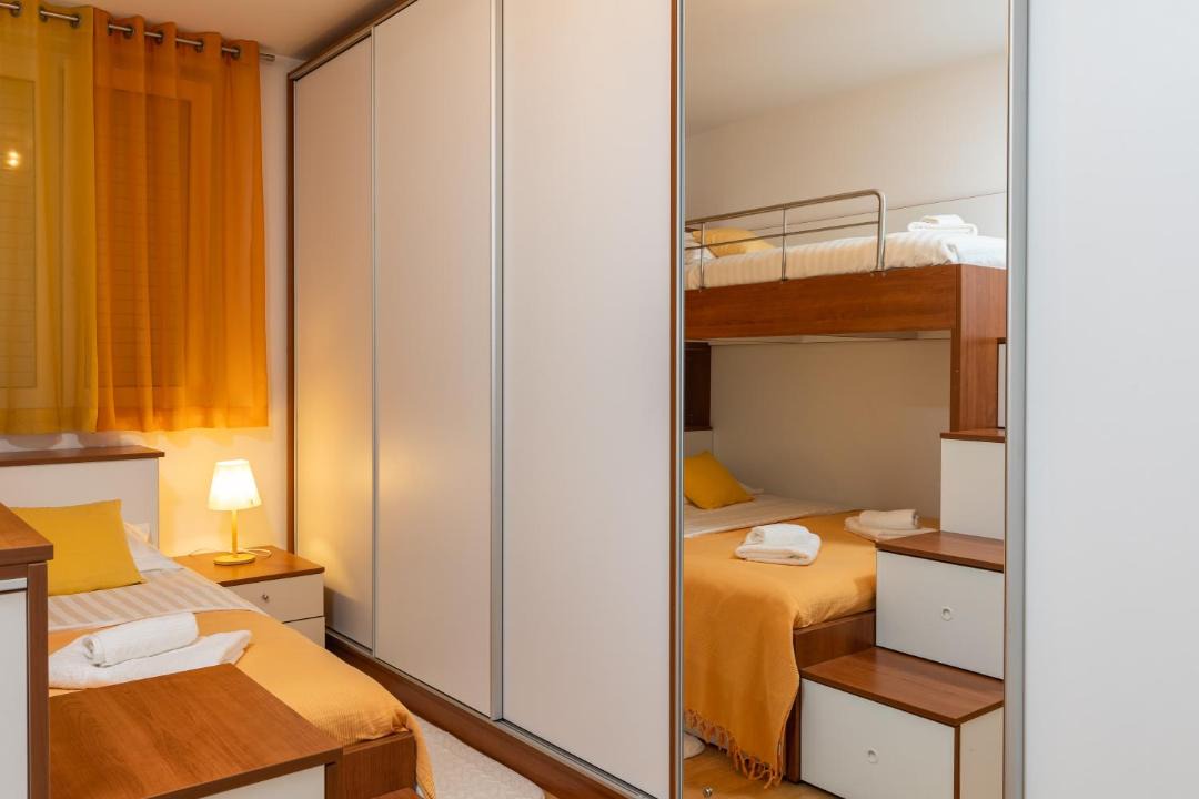 Photo of Others in Gruz