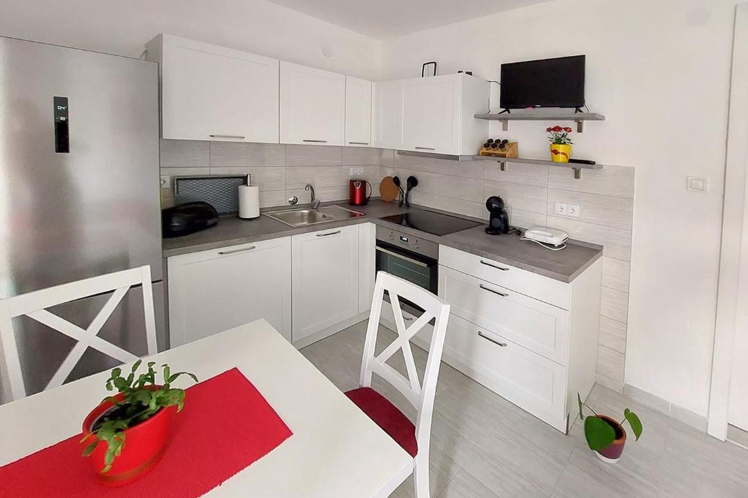 Photo of Kitchen in Cove Parja