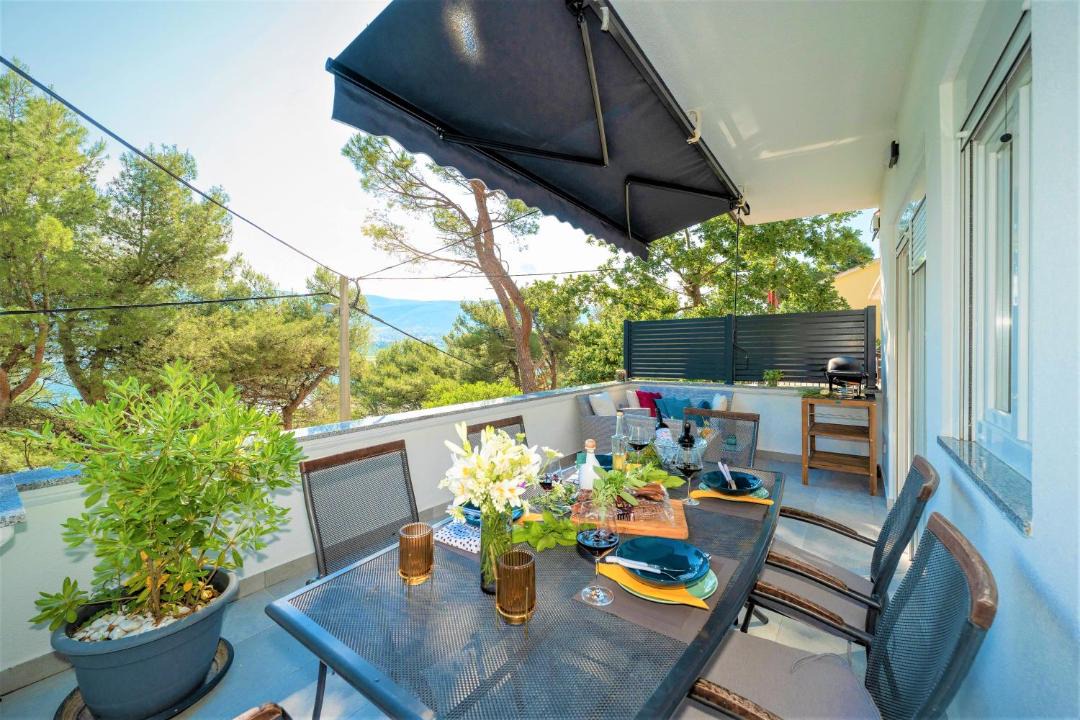 Photo of Patio Balcony in Donji Karin
